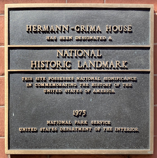 Plaque